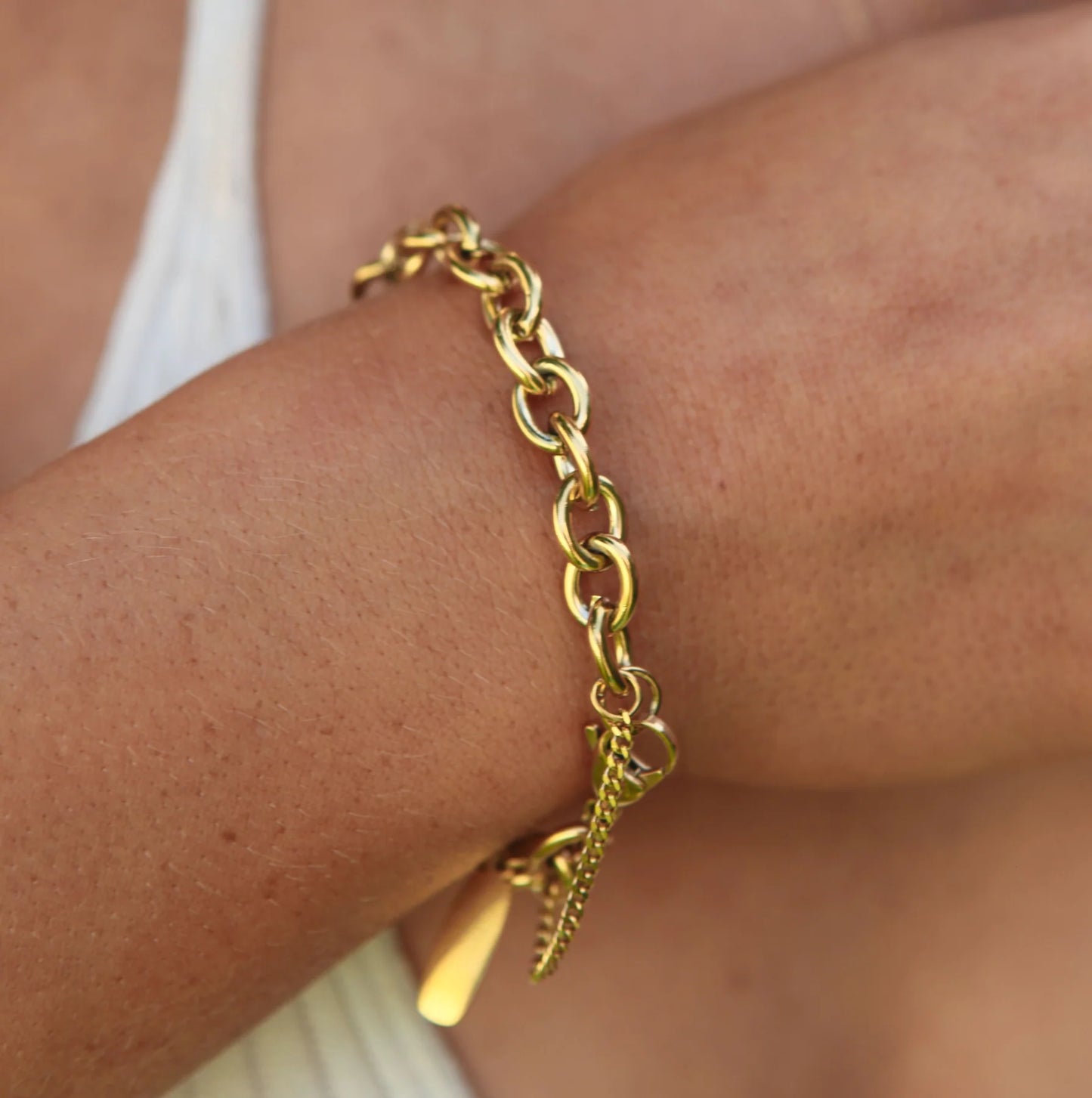 EMBERLEY - GOLD BRACELET